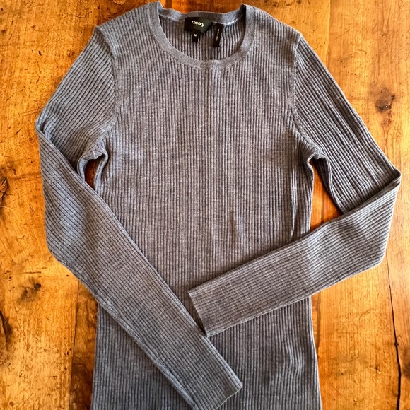 Theory Wool Crew Sweater, Medium, Chambray Blue -NWT - Picture 2 of 8